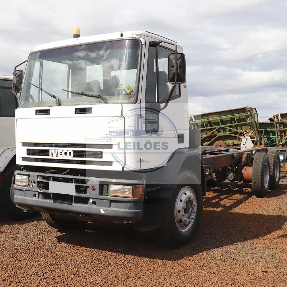 IVECO EUROCARGO 260E25  - 6x2 - 2010 - CHASSIS